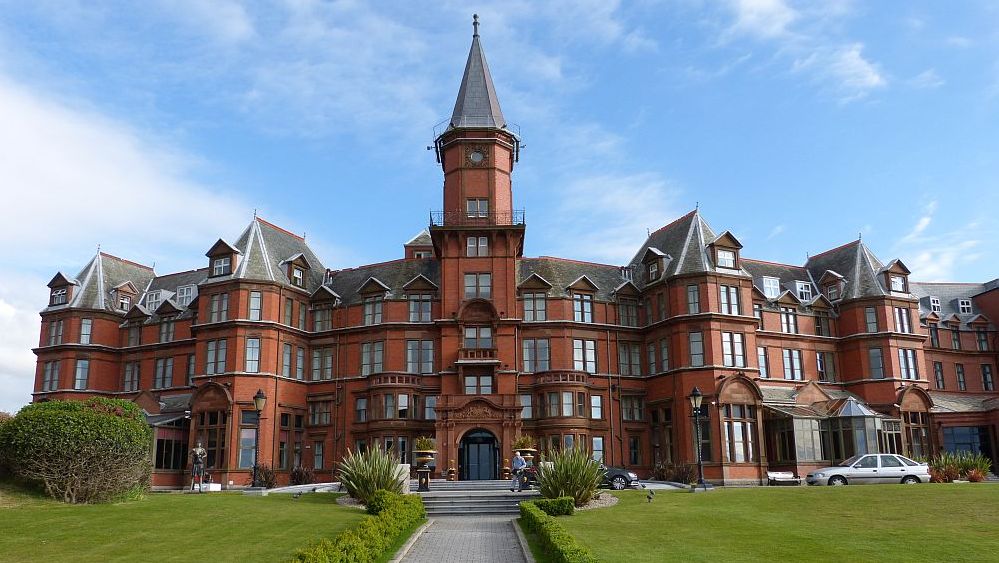 castle hotel